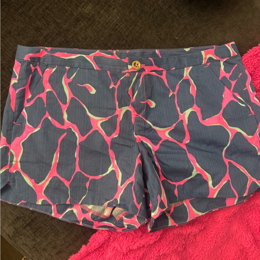 Lilly Pulitzer Stylish Pink and Blue Women's Shorts 6